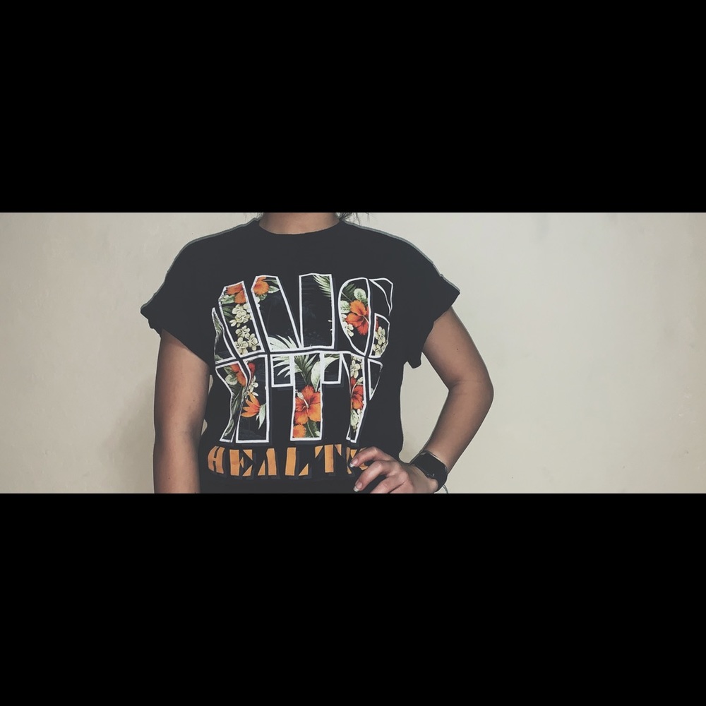 Graphic tee